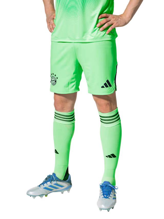 FC Bayern 51142 Kits Shop | Premium Football Kits & Gear