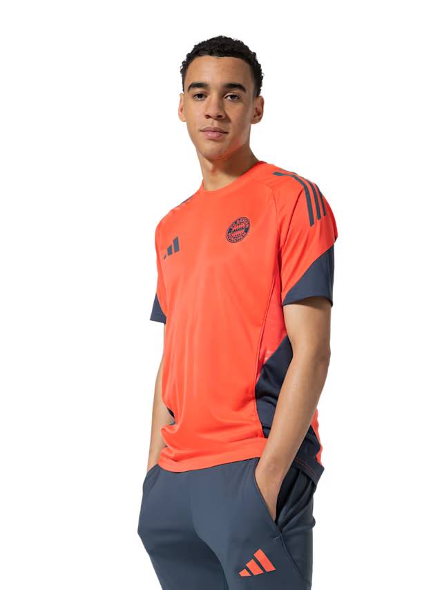 FC Bayern 51173 Kits Shop | Premium Football Kits & Gear