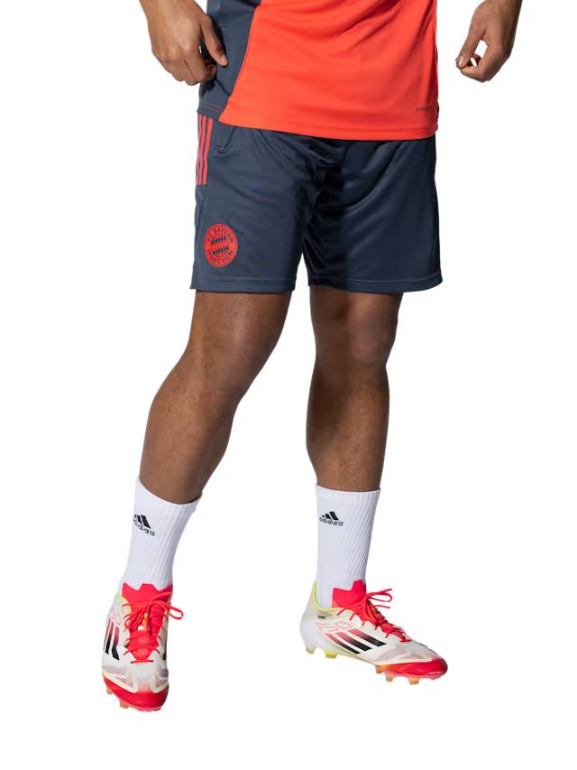 FC Bayern 51176 Kits Shop | Premium Football Kits & Gear
