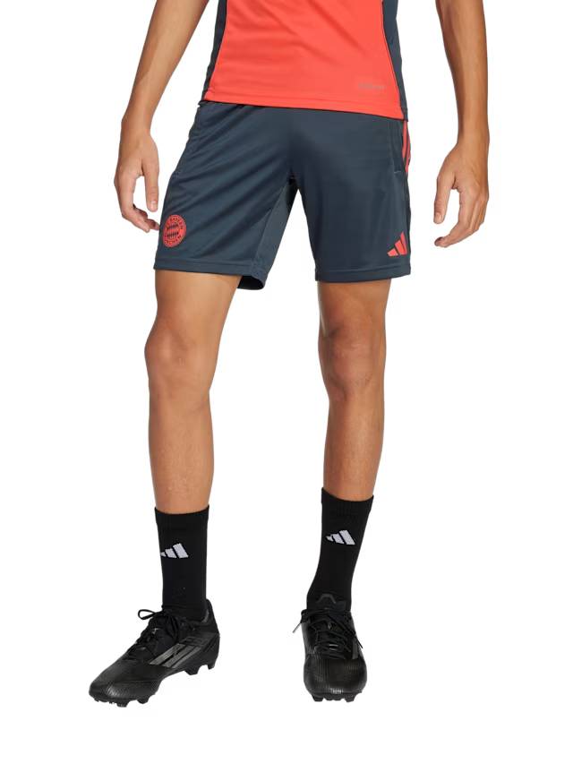 FC Bayern 51177 Kits Shop | Premium Football Kits & Gear