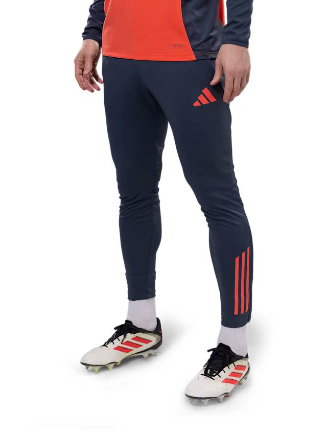 FC Bayern 51182 Kits Shop | Premium Football Kits & Gear