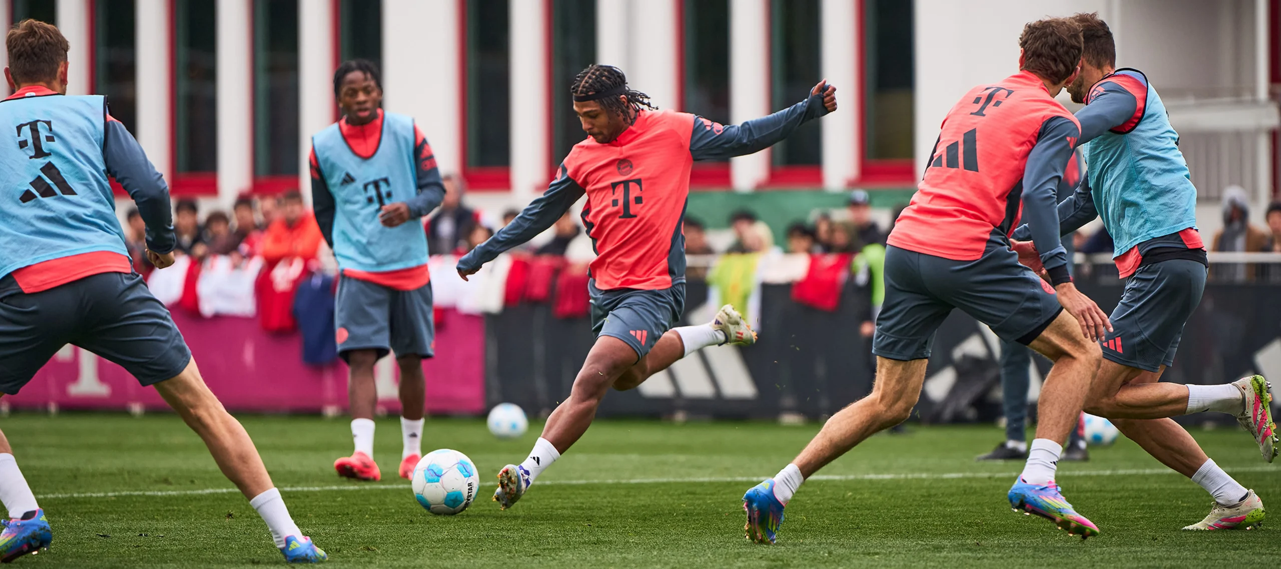 FC Bayern fcbayern adidas-teamline Kits Shop | Premium Football Kits & Gear