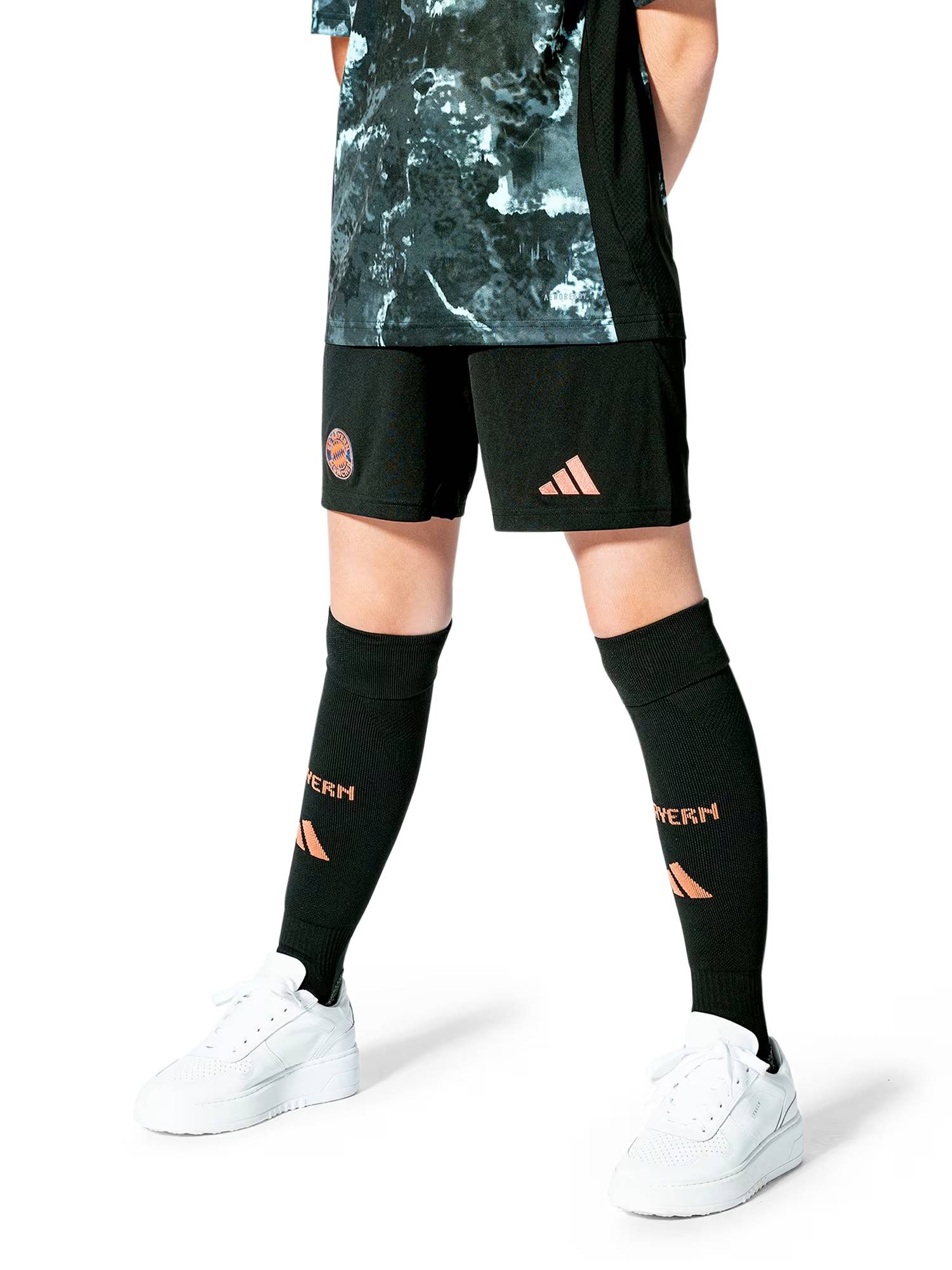 FC Bayern kids short away 24-25 Kits Shop | Premium Football Kits & Gear